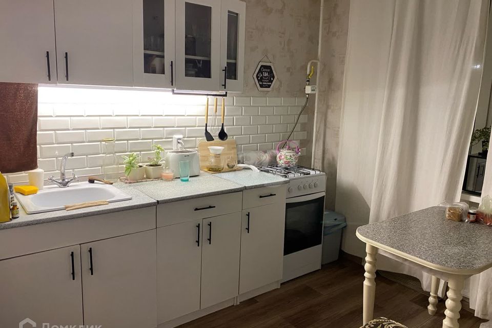 Продаётся 2-комнатная квартира, 57.2 м²