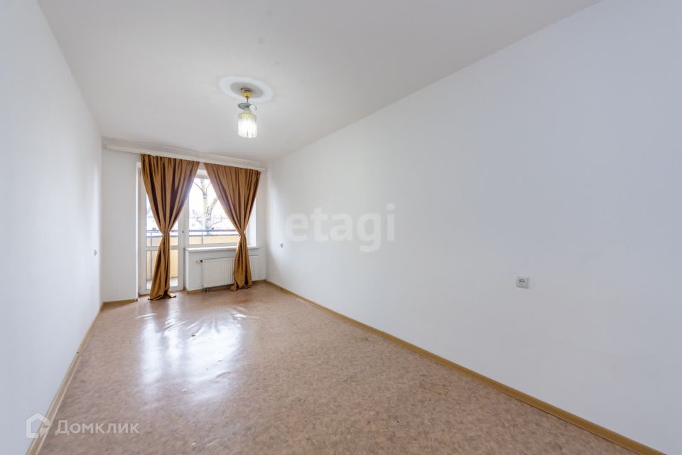 Продаётся 2-комнатная квартира, 55.8 м²
