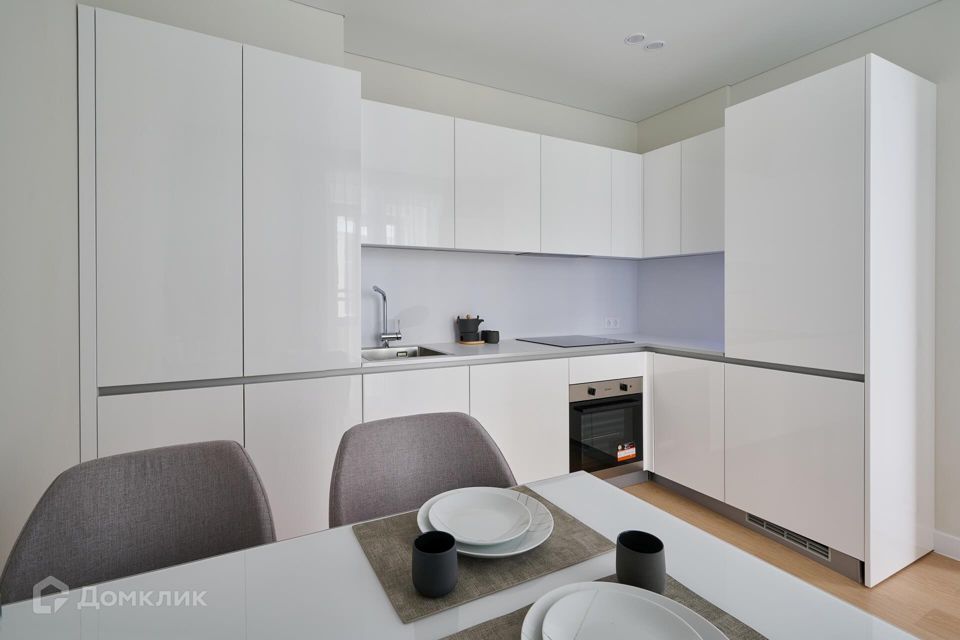 Сдаётся 2-комнатная квартира, 64 м²