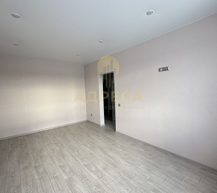 Продаётся 1-комнатная квартира, 37.5 м²
