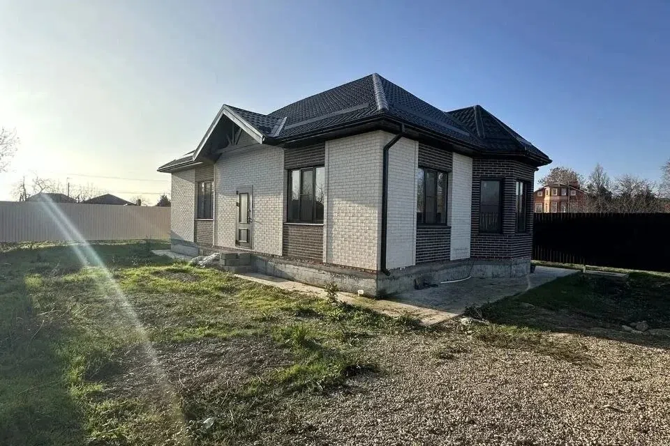 Продаётся 1-этажный дом, 122 м²