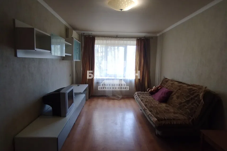 Продаётся 3-комнатная квартира, 60 м²