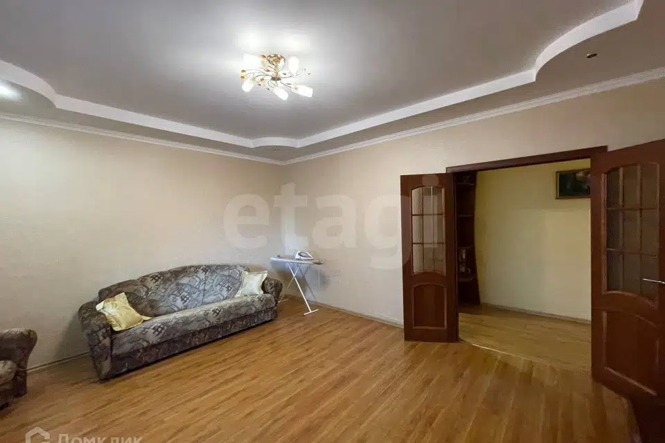 Сдаётся 2-комнатная квартира, 70 м²
