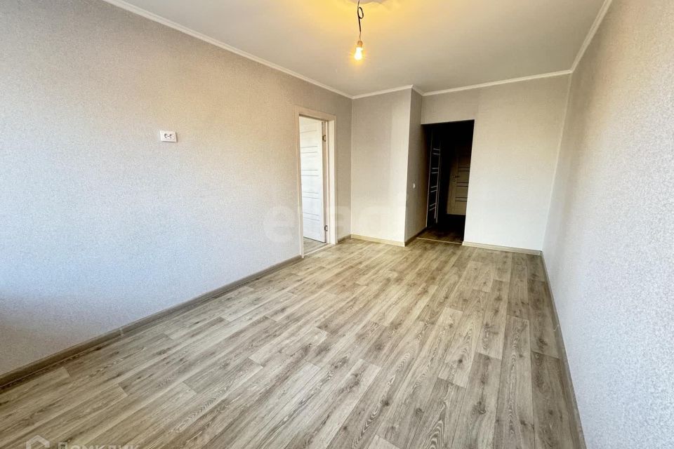 Продаётся 3-комнатная квартира, 49.4 м²