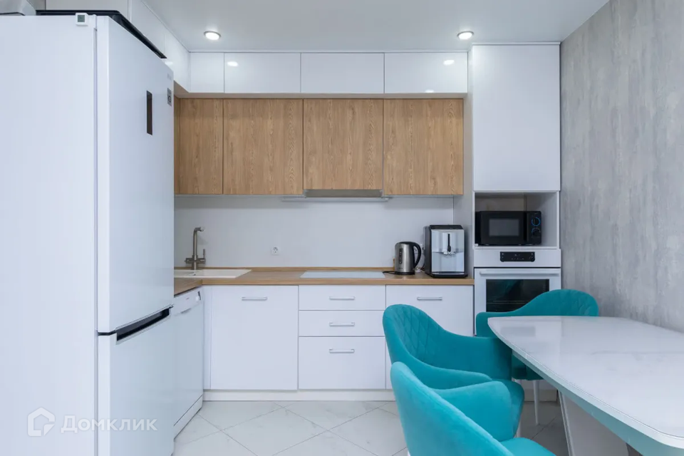 Продаётся 2-комнатная квартира, 60.9 м²