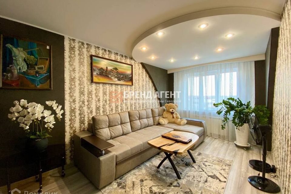 Продаётся 4-комнатная квартира, 83.8 м²