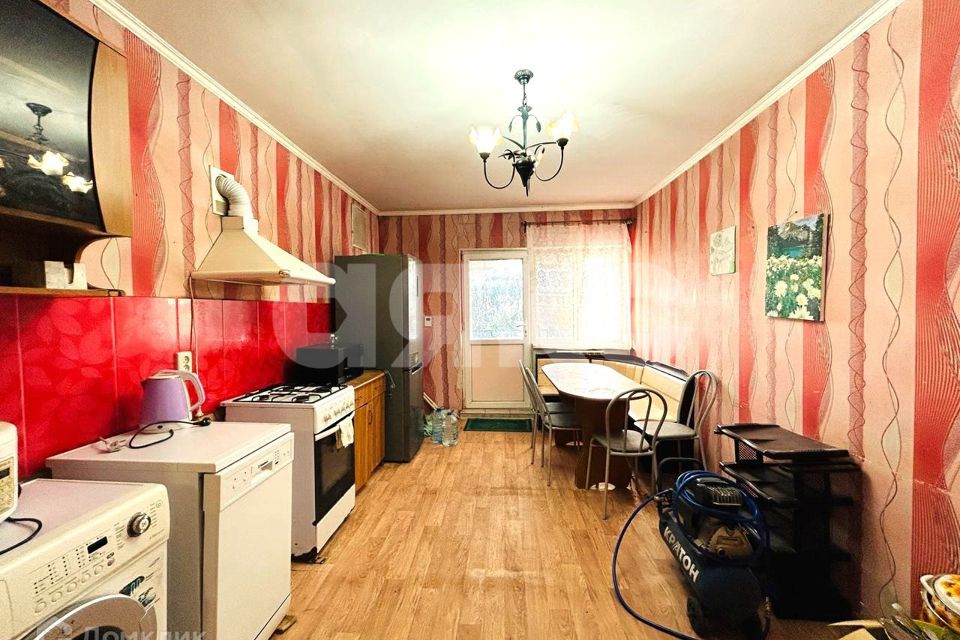 Продаётся 3-комнатная квартира, 62.2 м²