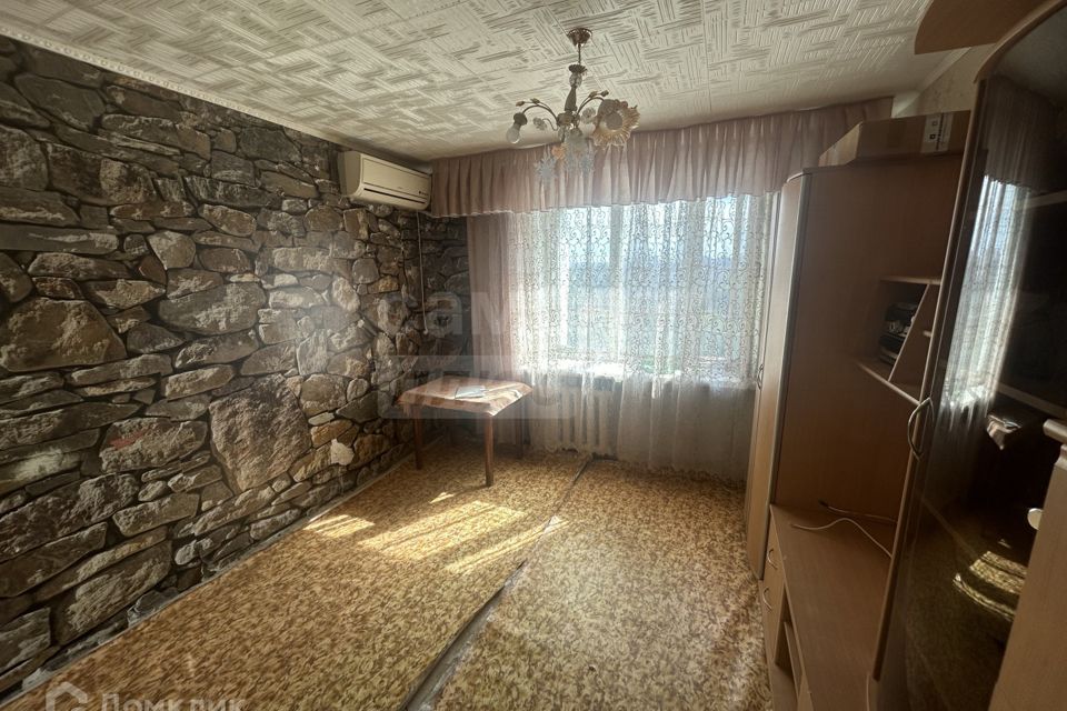 Продаётся комната в 1-комн. квартире, 13.2 м²