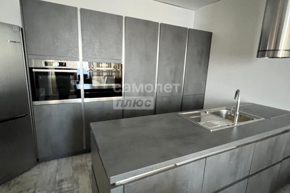 Продаётся 3-комнатная квартира, 85.6 м²