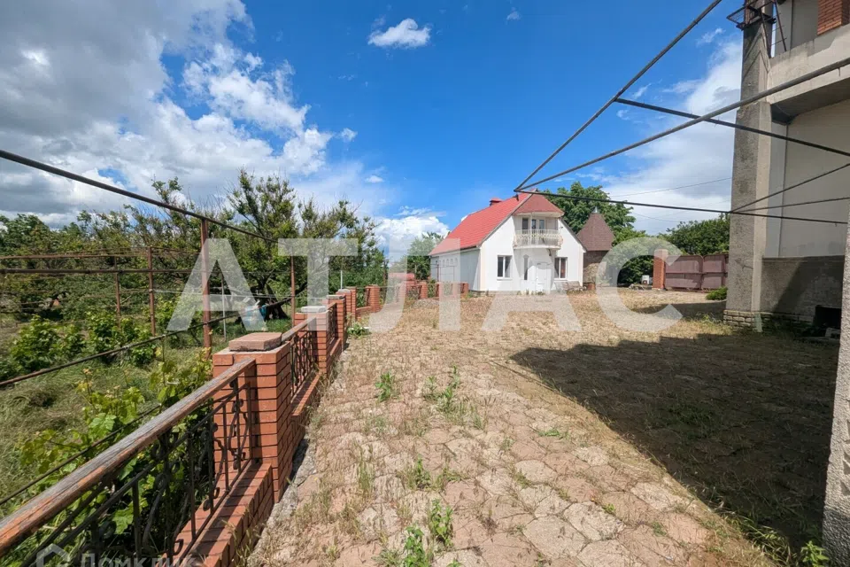 Продаётся 2-этажный дом, 454.4 м²