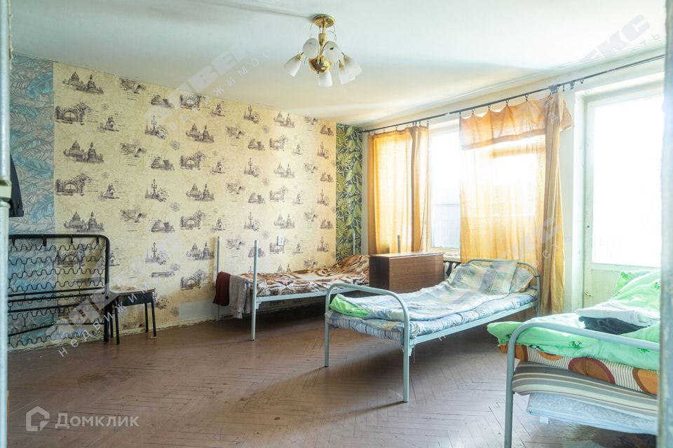 Продаётся 3-комнатная квартира, 56.9 м²