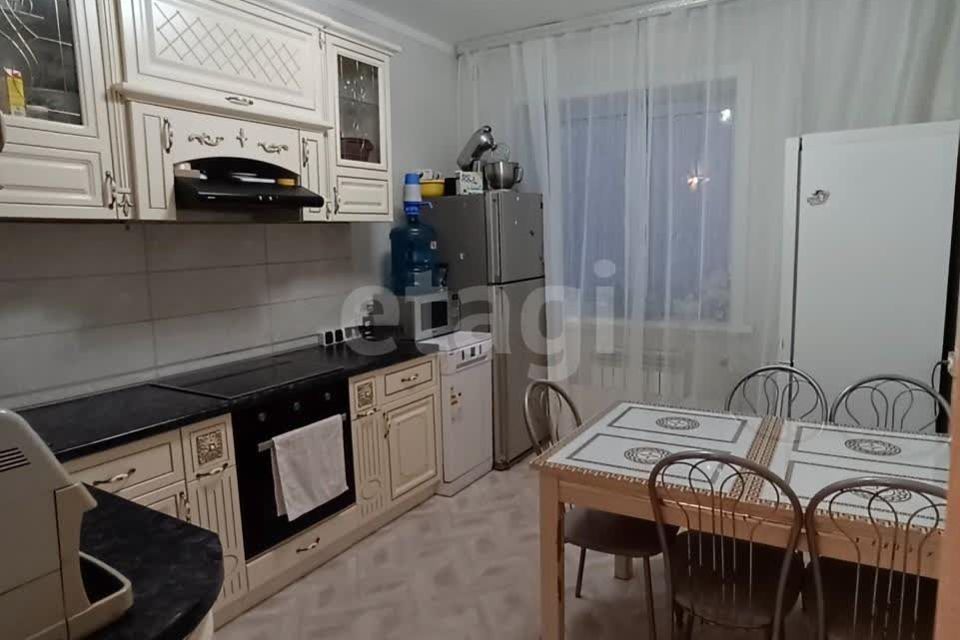 Продаётся 3-комнатная квартира, 72.3 м²