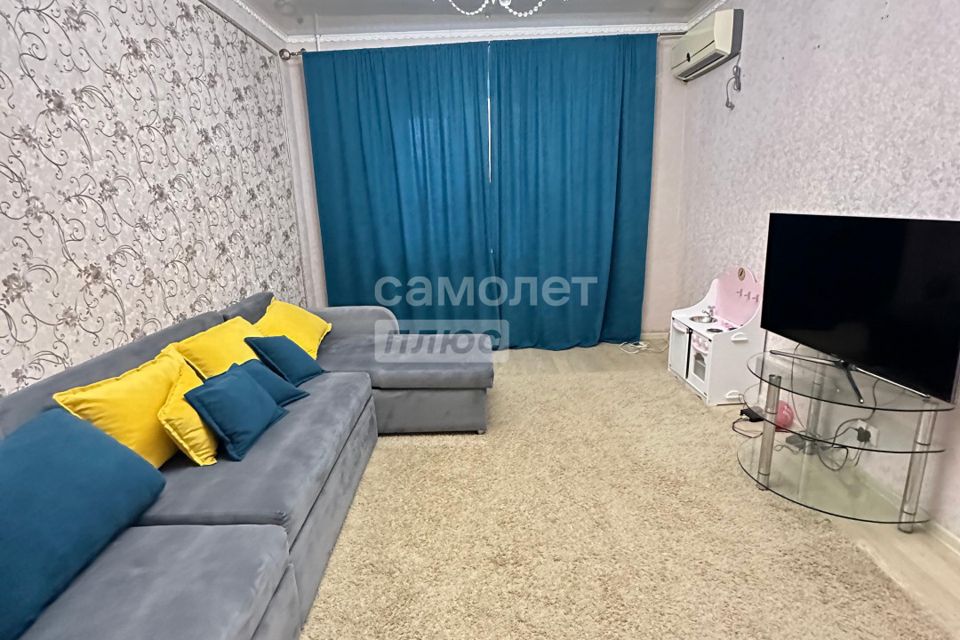 Продаётся 2-комнатная квартира, 58.7 м²