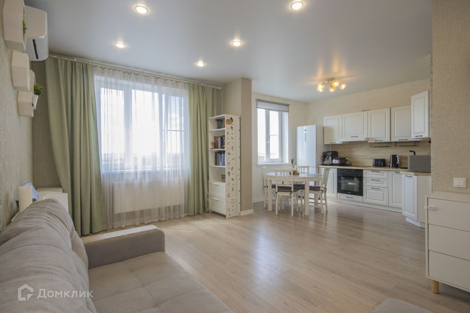 Продаётся 2-комнатная квартира, 61.7 м²