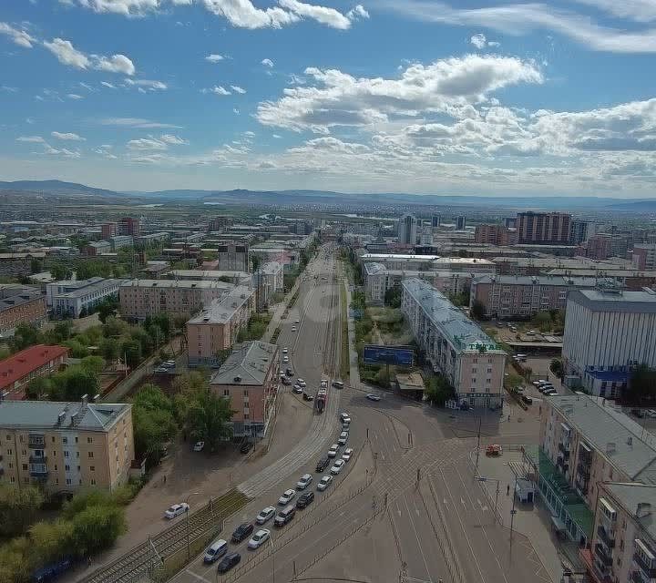 Продаётся 2-комнатная квартира, 100.1 м²