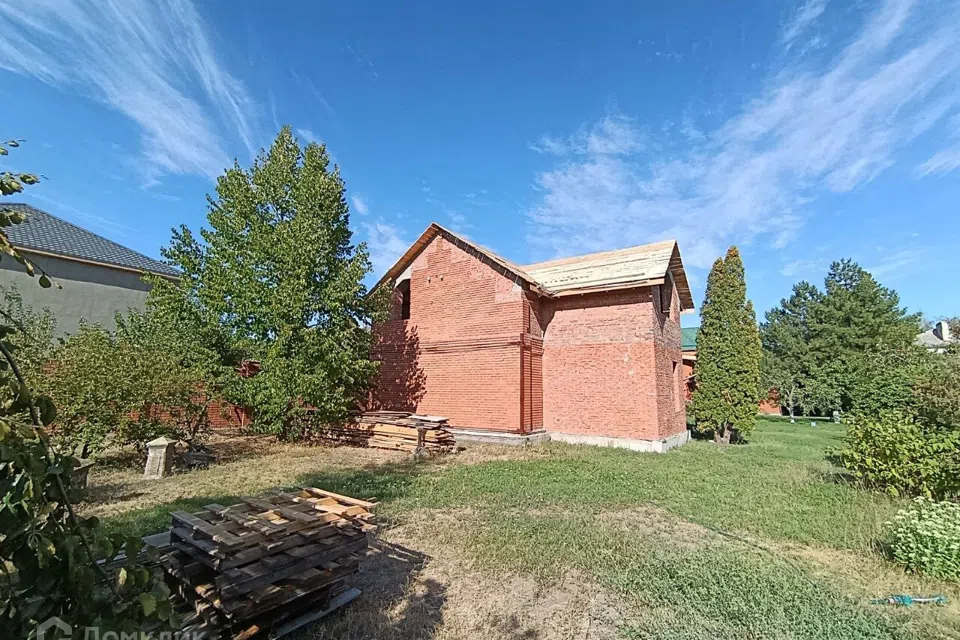Продаётся 2-этажный дом, 150 м²