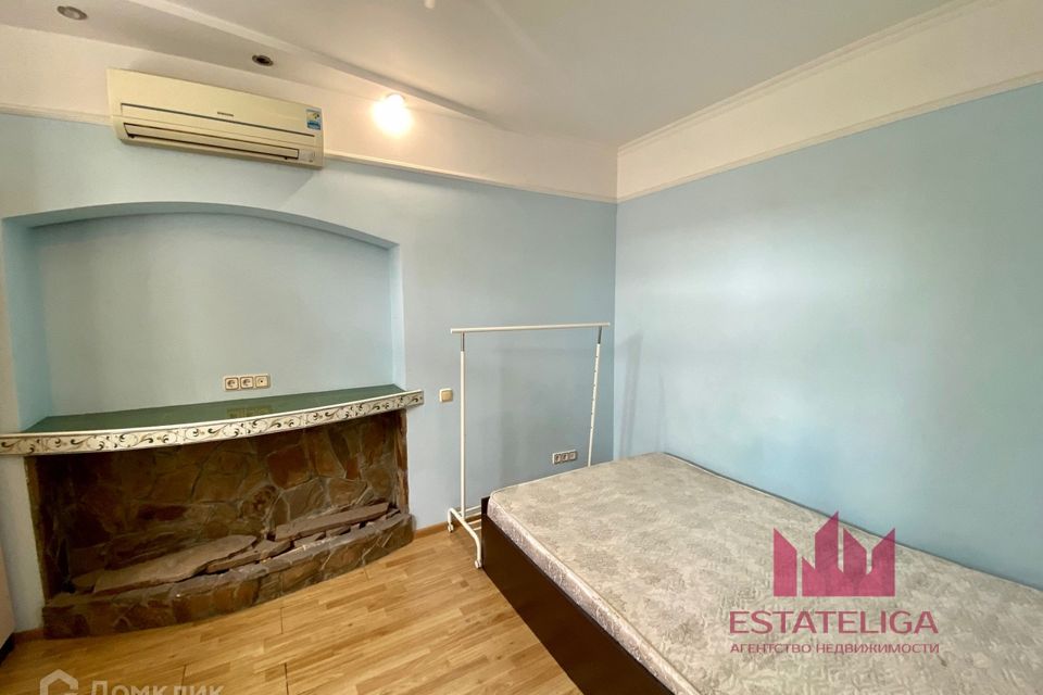 Продаётся 3-комнатная квартира, 51.7 м²