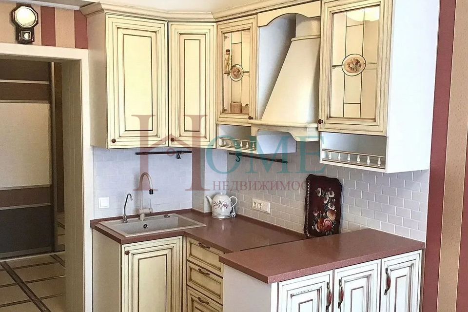 Сдаётся 2-комнатная квартира, 55.5 м²