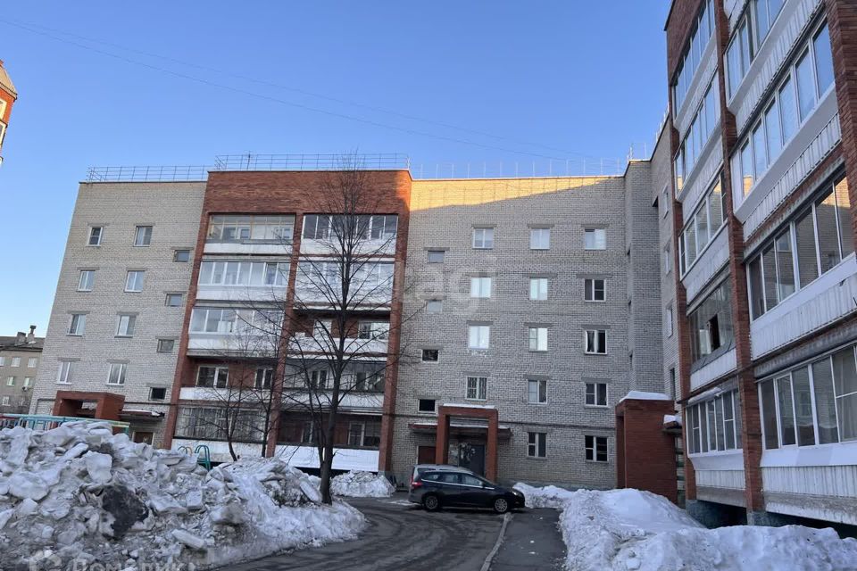 Продаётся 2-комнатная квартира, 52.6 м²