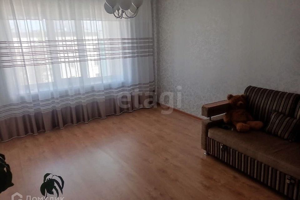 Продаётся 3-комнатная квартира, 57.4 м²