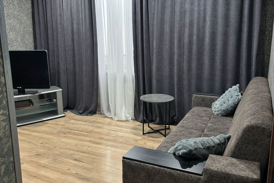 Сдаётся 1-комнатная квартира, 38 м²