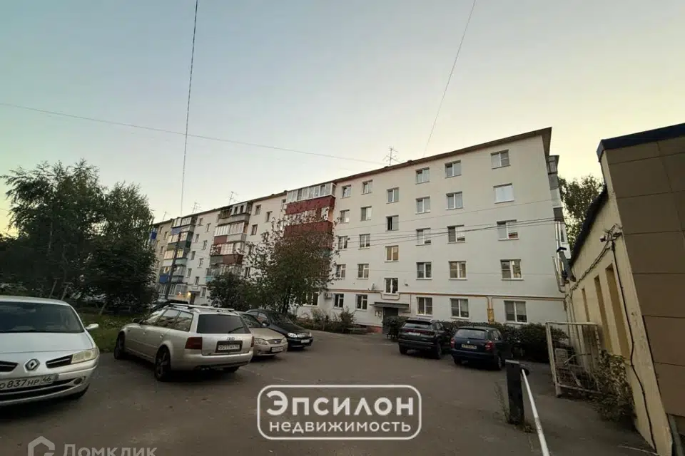 Продаётся 3-комнатная квартира, 58.7 м²