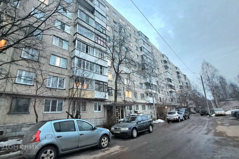 Продаётся комната в 4-комн. квартире, 14.6 м²