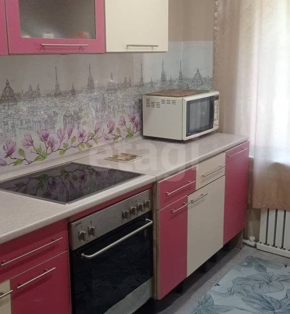 Сдаётся 2-комнатная квартира, 63 м²