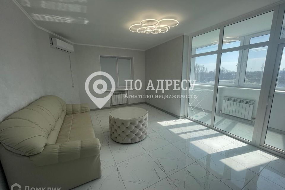 Сдаётся 2-комнатная квартира, 67 м²