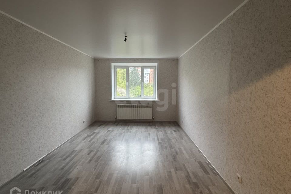 Продаётся 1-комнатная квартира, 43.2 м²