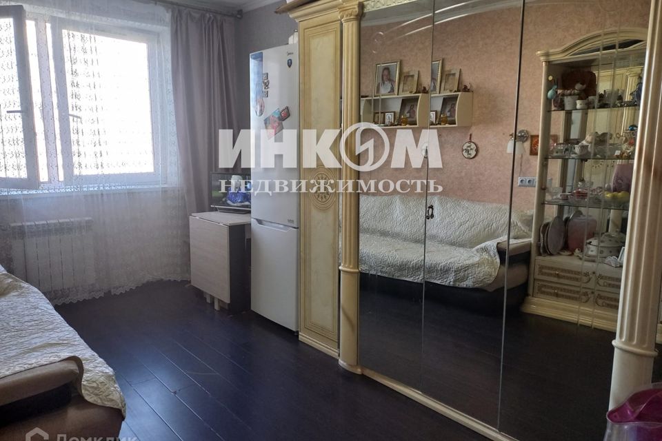 Продаётся комната в 3-комн. квартире, 14 м²