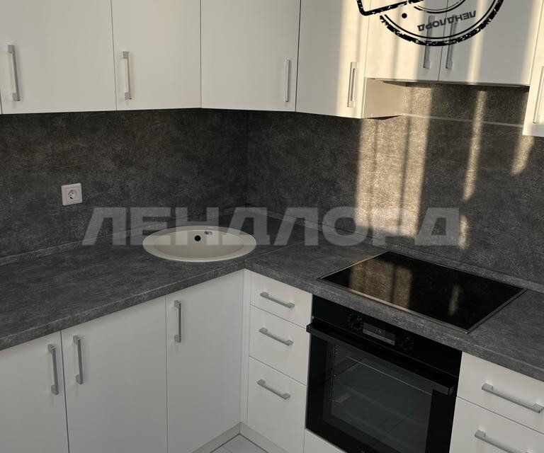 Продаётся 1-комнатная квартира, 38 м²