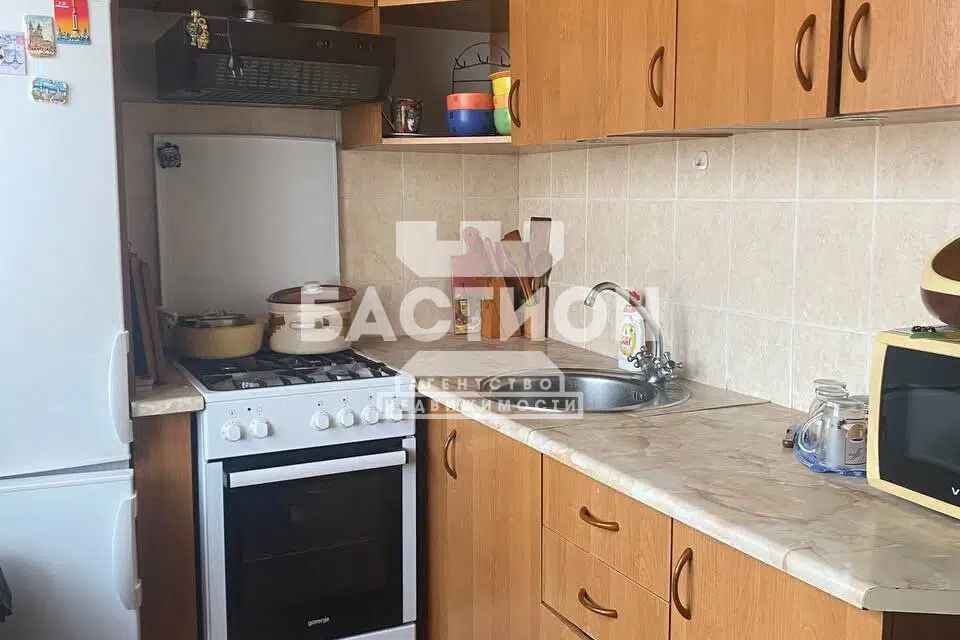 Продаётся 3-комнатная квартира, 56.7 м²