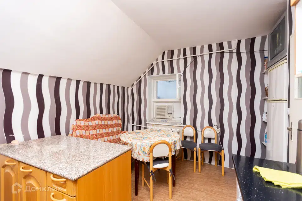 Продаётся 3-комнатная квартира, 63 м²