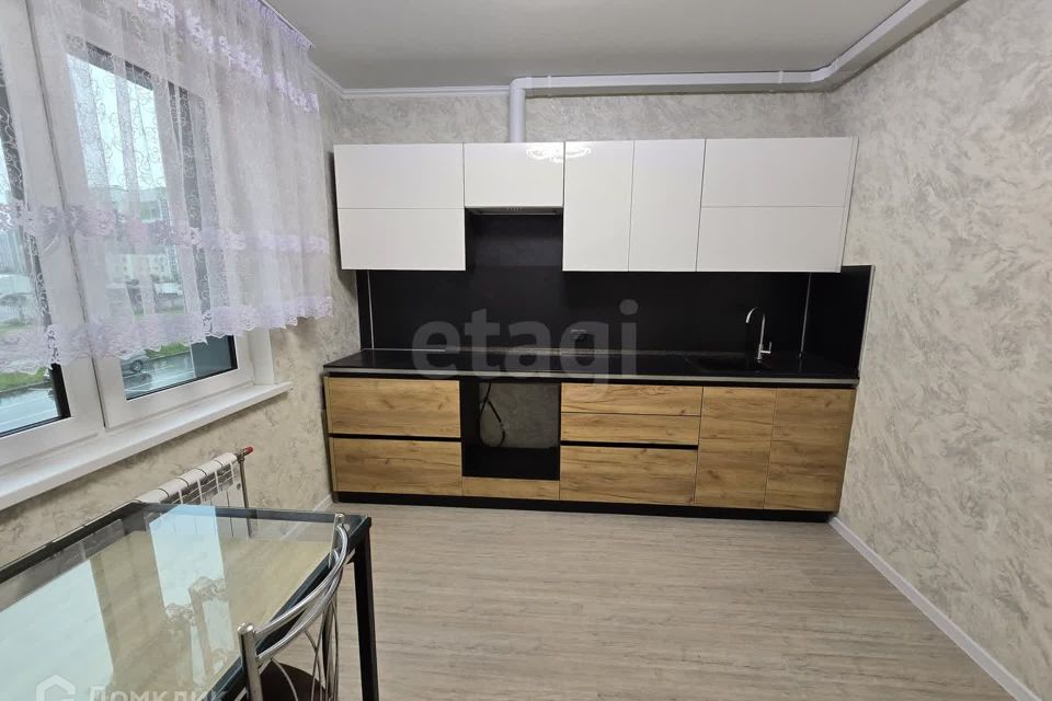 Продаётся 2-комнатная квартира, 61 м²