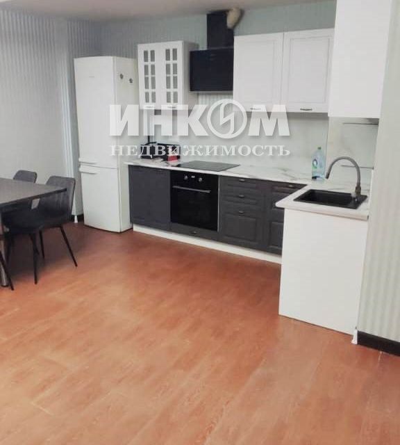 Сдаётся 2-комнатная квартира, 72 м²