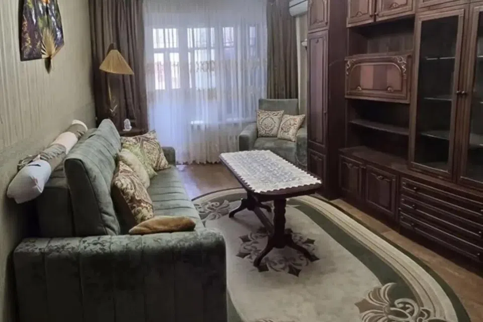 Продаётся 3-комнатная квартира, 74.4 м²