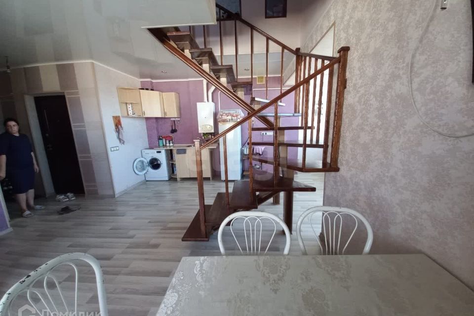 Продаётся 3-комнатная квартира, 87 м²
