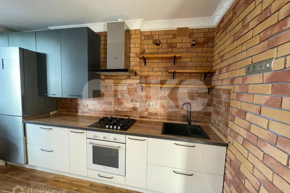 Продаётся 2-комнатная квартира, 62.5 м²