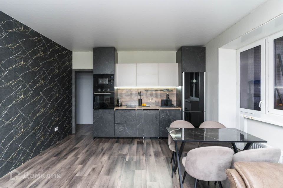Продаётся 2-комнатная квартира, 64.3 м²