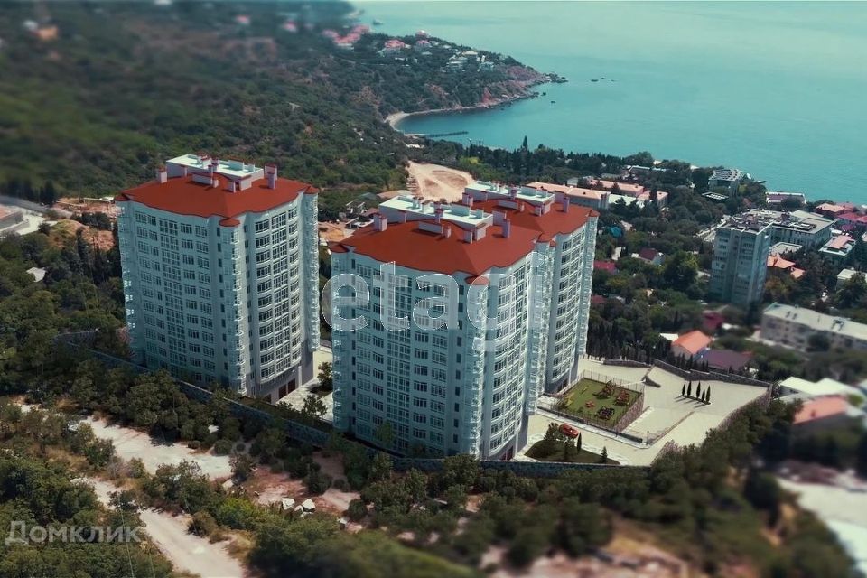 Продаётся 1-комнатная квартира, 76.6 м²