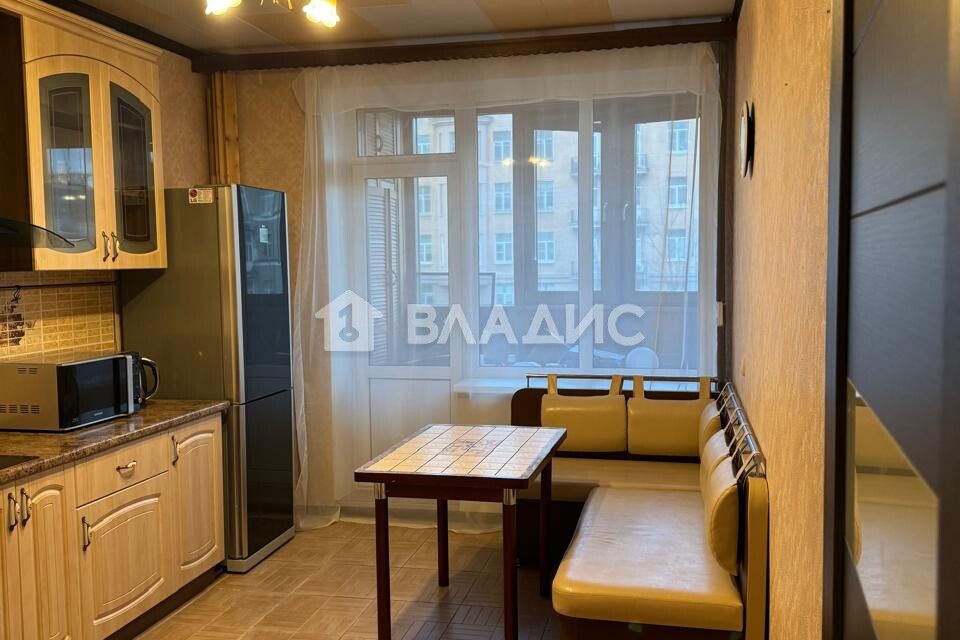 Продаётся 1-комнатная квартира, 50 м²