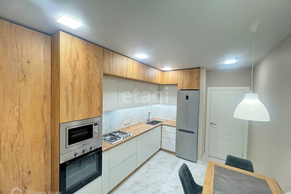 Продаётся 2-комнатная квартира, 65.6 м²