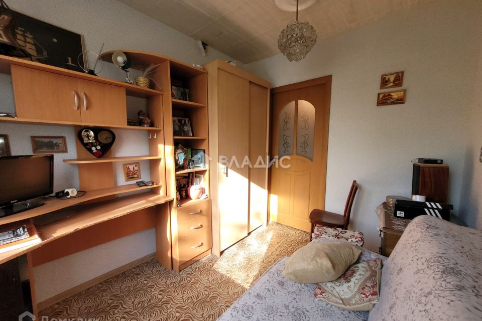 Продаётся 4-комнатная квартира, 65 м²