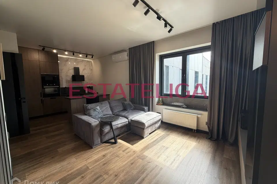 Продаётся 1-комнатная квартира, 38 м²