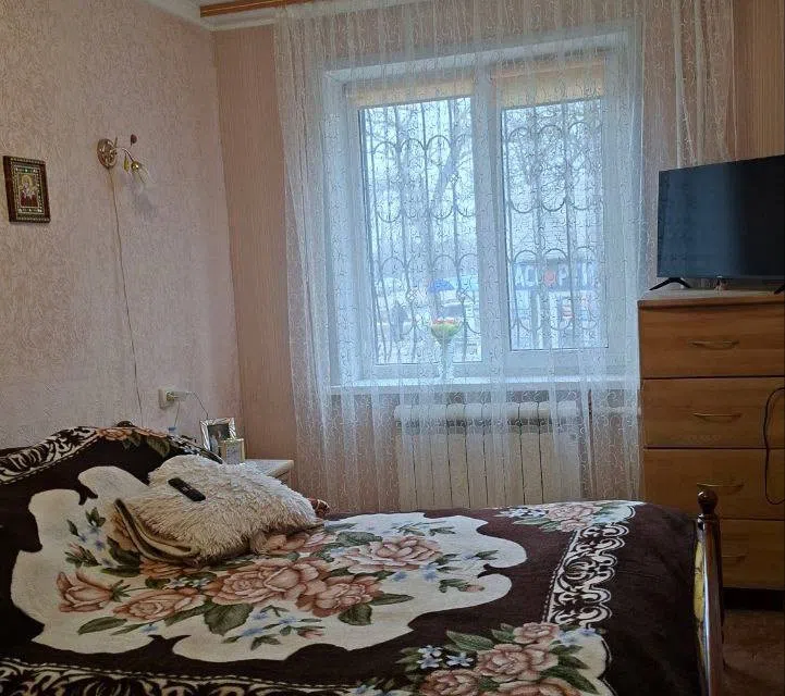 Продаётся 3-комнатная квартира, 56.8 м²
