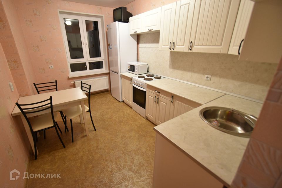 Сдаётся 1-комнатная квартира, 35 м²