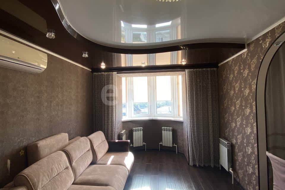 Продаётся 2-комнатная квартира, 61.1 м²
