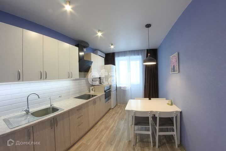 Сдаётся 1-комнатная квартира, 42 м²