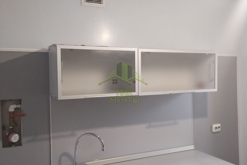 Продаётся 2-комнатная квартира, 42.7 м²